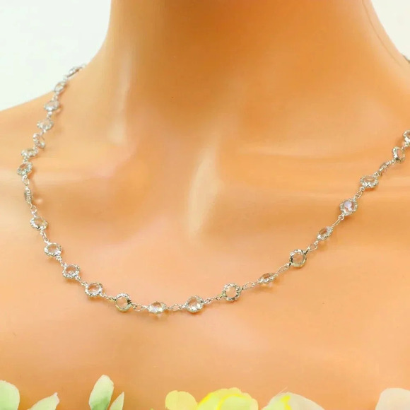 Minimalist Necklace, Sleek & Modern Design, Women’s Fashion, YC110465-N - Picture 1 of 10